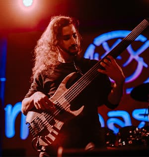 Kiesel Guitars Artist Hugo Doyon-Karout