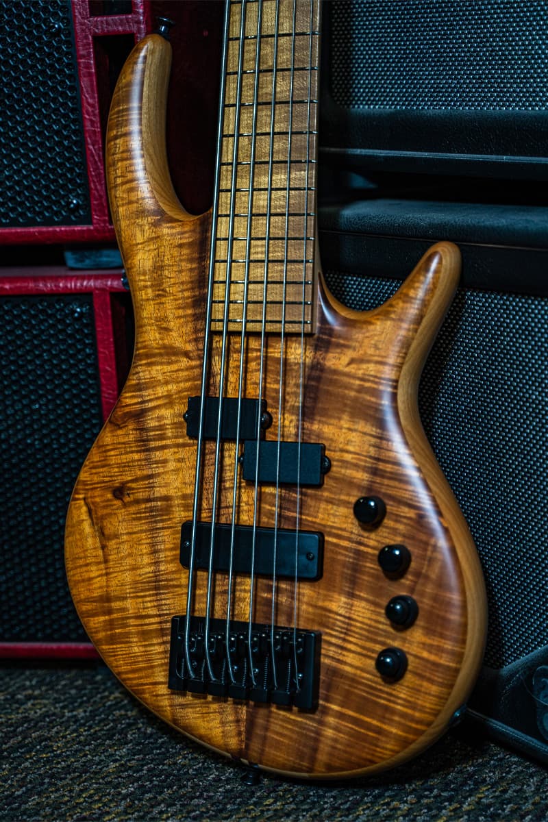 Kiesel Guitars Icon 6 String With flamed koa top, no top inlays NIN, SCP neck pickup, kiesel radius bridge pickup, black limba body, black hardware